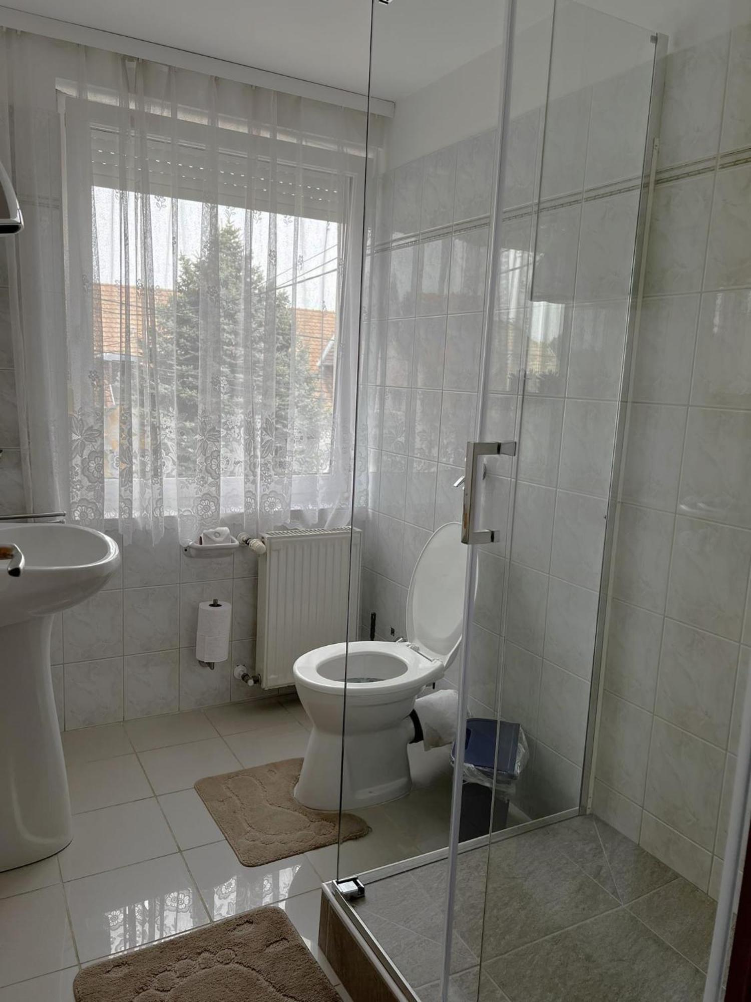 Apartment Revesz Harkány Exterior foto