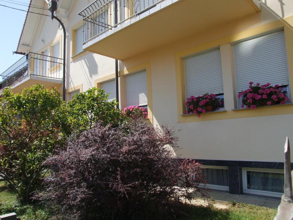 Apartment Revesz Harkány Exterior foto